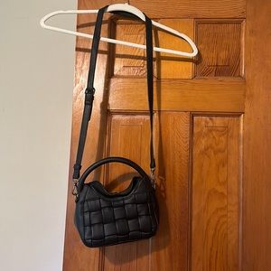Cute woven crossbody